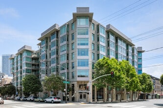 Building Photo - 55 Page St