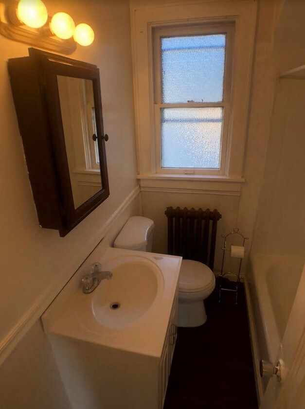 2501 Oneil Blvd Unit 9, White Oak, PA 15131 Apartment for Rent in