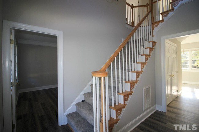 Building Photo - 1101 Haddon Hall Dr