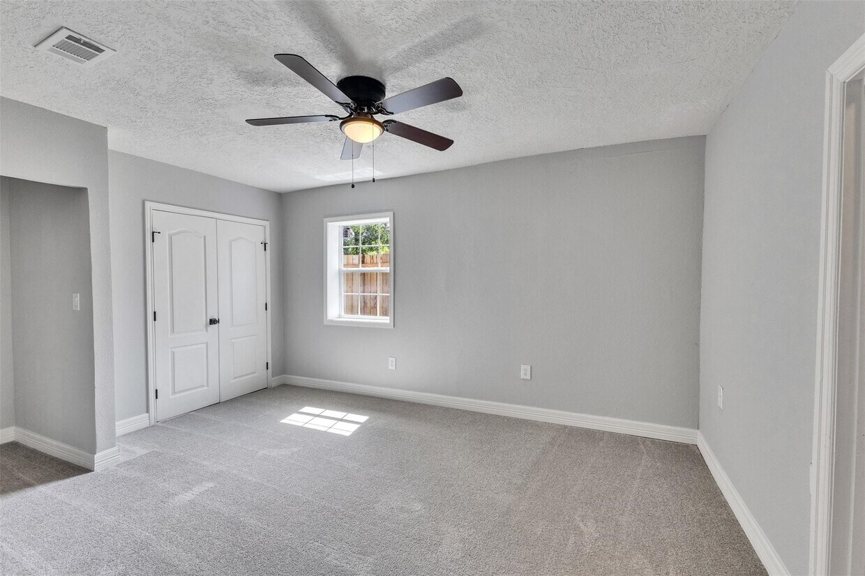 Foto del edificio - 9707 Nedwald St