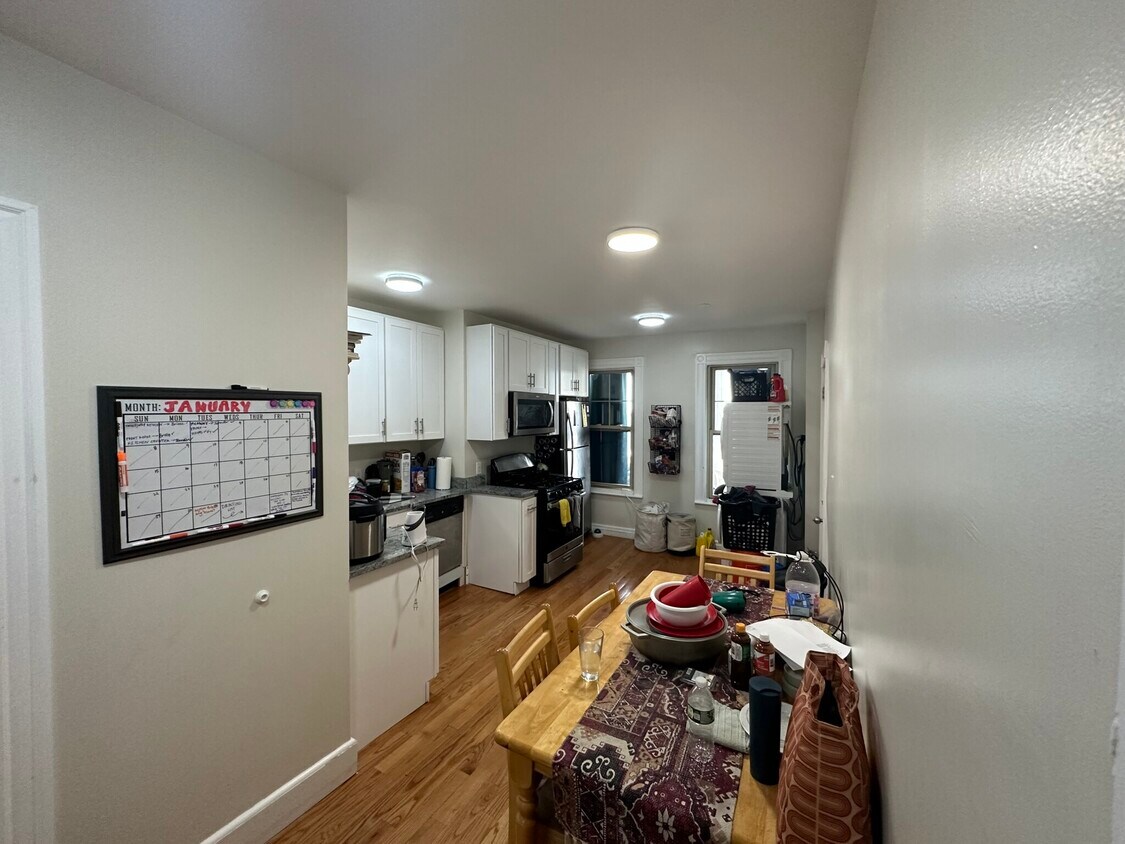 Foto principal - 205 Lexington St
