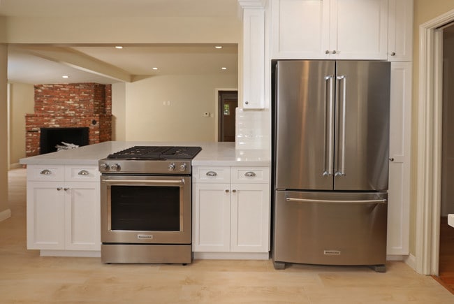 Building Photo - 1223 Oak Cir Dr