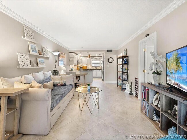 Foto del edificio - 2748 NE 28th St