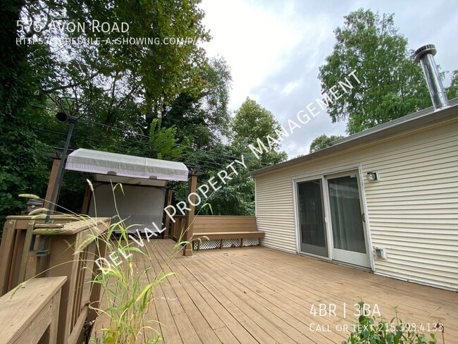 Building Photo - 575 Avon Rd
