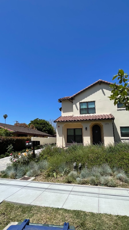 Photo - 203 S Meridith Ave (Pasadena, CA) Townhome