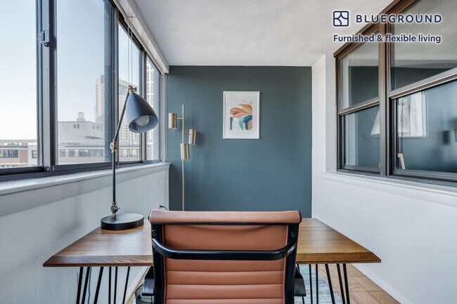 Foto del edificio - 8 Whittier Pl