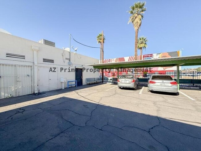 Photo - 1029 N Central Ave House