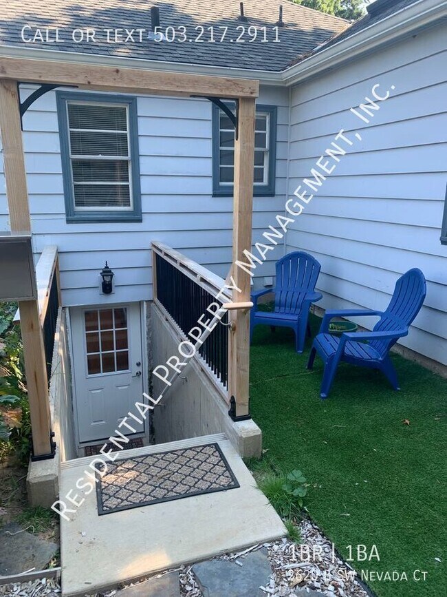 Building Photo - SW Portland ADU Near Multnomah Village!
