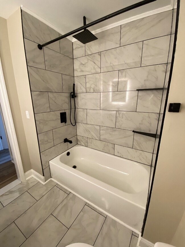 Photo - 2306 N Myrtlewood St House