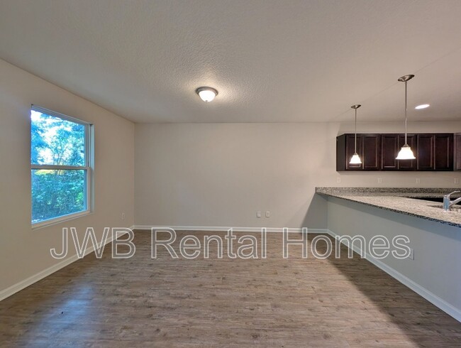 Foto del edificio - 4054 Gilmore St