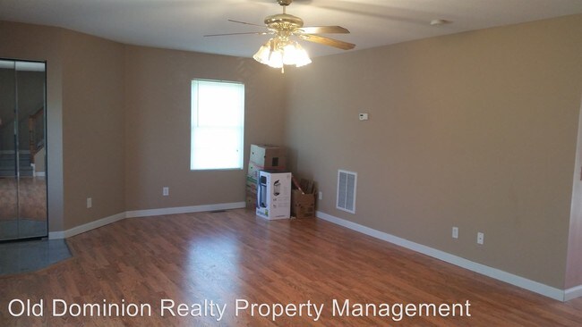 Building Photo - 3 br, 2.5 bath House - 4343 Ottobine Road