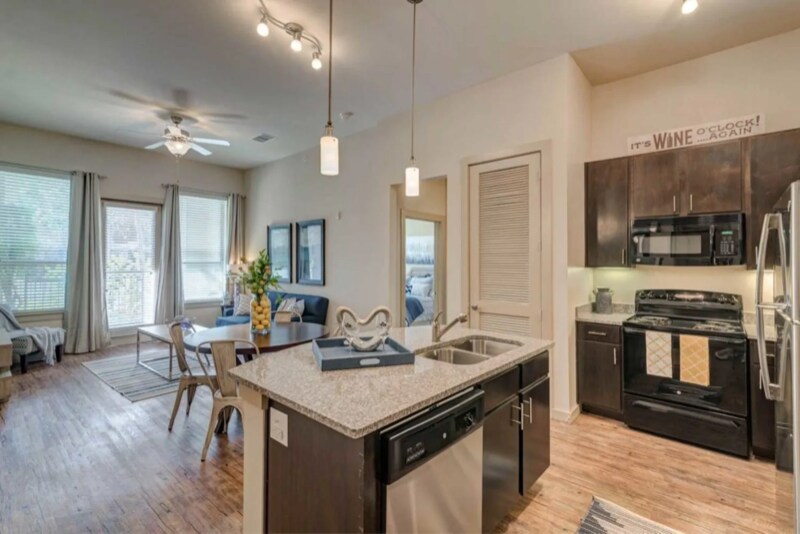 Foto principal - 5109 Medical Dr