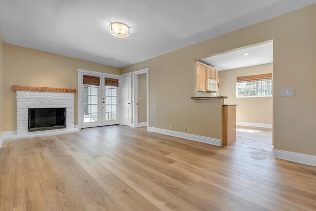 Foto del edificio - 715 Ocean View Ave