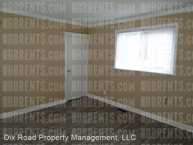 Foto del edificio - 2 br, 1 bath House - 1683 Kahn Avenue,