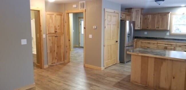 Building Photo - 3 Bedrooms, 2 Bathrooms Single Family Home in Merrifield, MN w/2 car garage