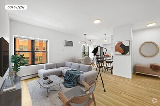 Building Photo - 71 Wyckoff St