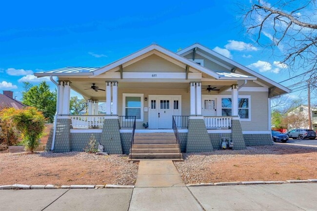 Building Photo - 615 W 33rd St