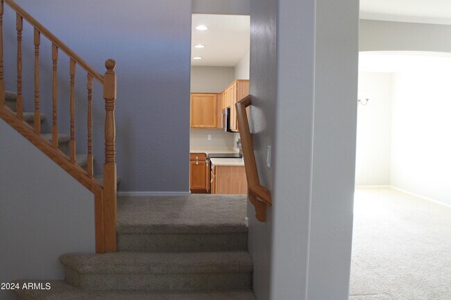 Building Photo - 1151 E Springfield Pl