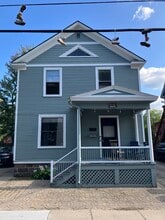Building Photo - 944 Greenwood Ave