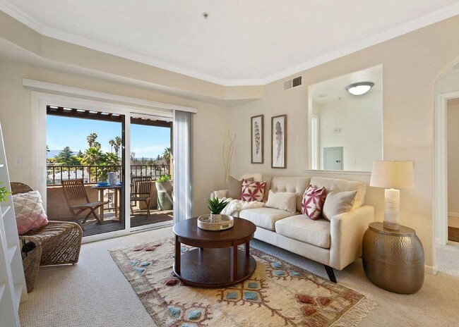 Living room - 801 S Winchester Blvd