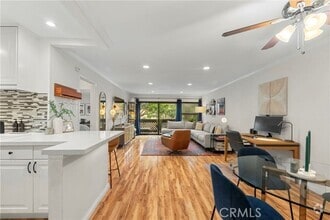 Building Photo - 7742 Redlands St