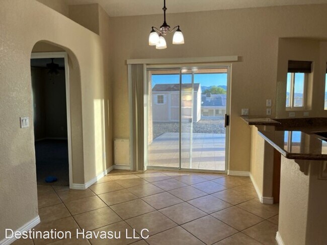 Building Photo - 3 br, 2 bath House - 3240 Medicine Bow Drive