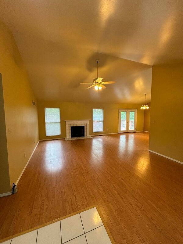 Building Photo - 13018 Mourville Ct