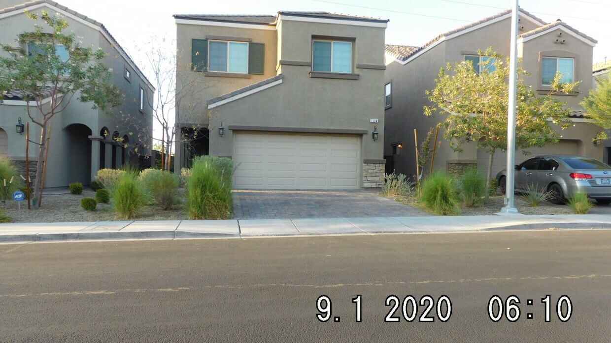 Building Photo - 1134 Bradley Bay Ave