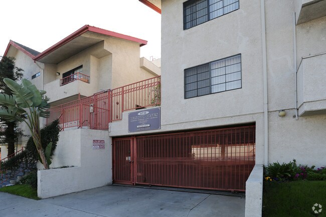 Foto del edificio - Desoto Pines