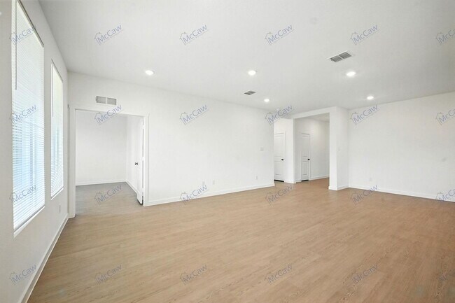 Building Photo - 1813 Bog Spruce Ln