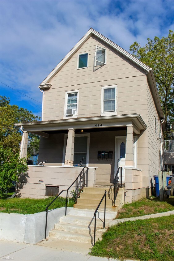 Foto principal - 1 br, 1 bath 4plex - 424 N State St Unit 1