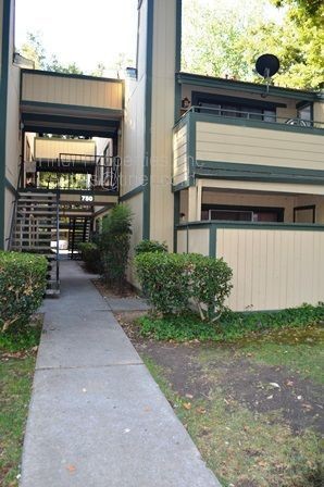 Primary Photo - Del Verde Square 2 Bedroom Condo