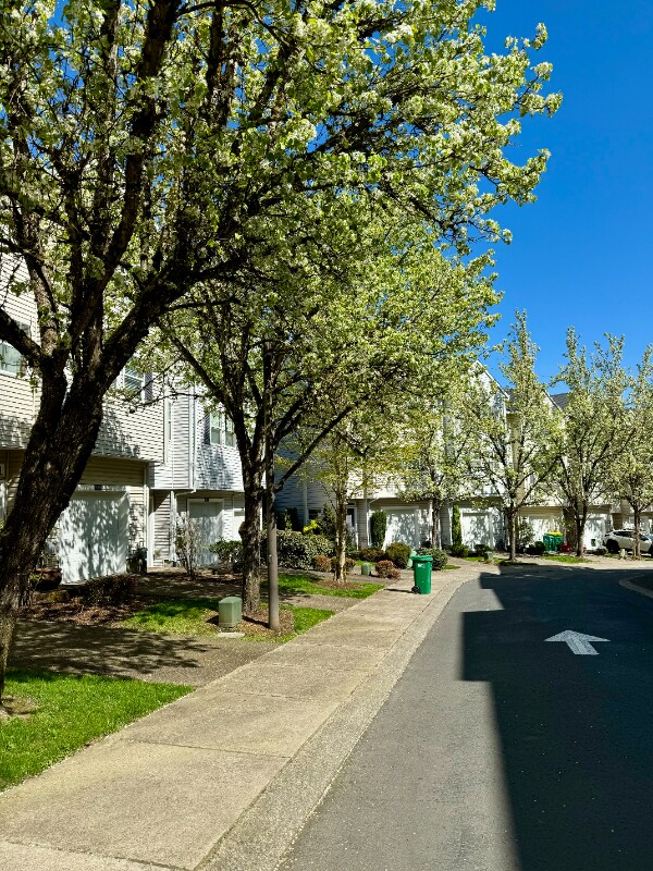 Building Photo - 14973 SW Kraft Pl