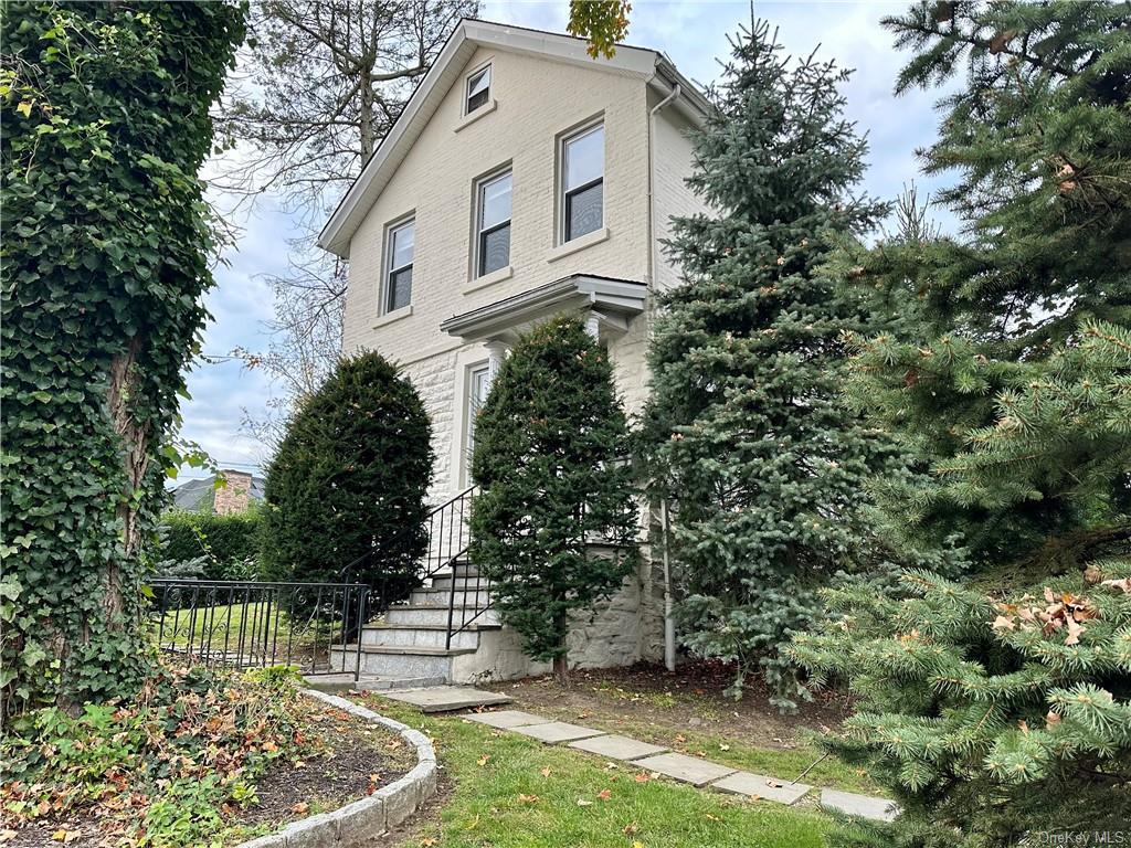 875 Post Rd, Scarsdale, NY 10583 Room for Rent in Scarsdale, NY