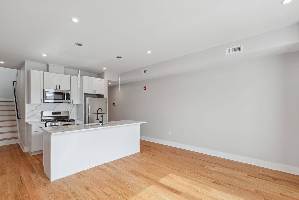 Foto principal - Brand New Brewerytown Apartments