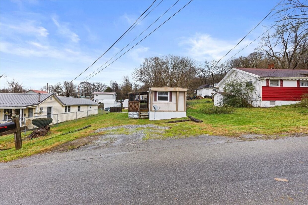 Primary Photo - Newly Renovated 2 Bedroom Rental in Kingsport
