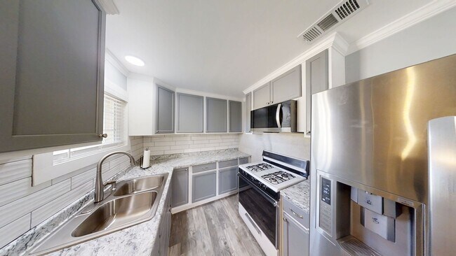 Foto del edificio - 13660 5th St