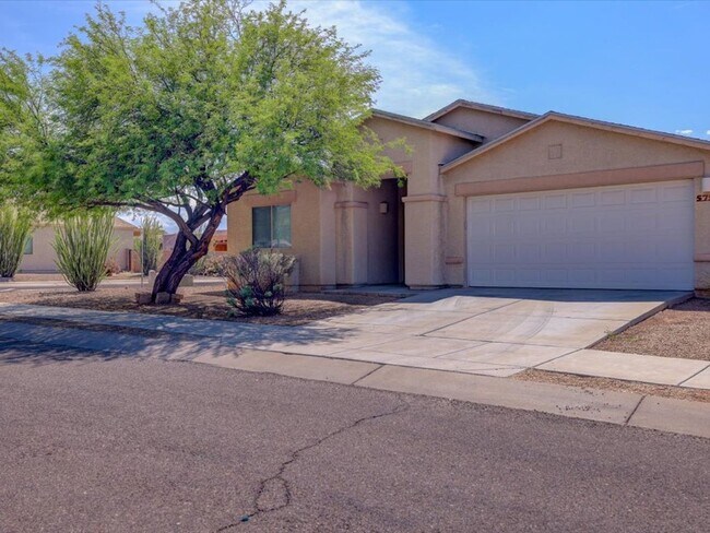3 Bedroom 2 Bathroom with SOLAR ! - 3 Bedroom 2 Bathroom with SOLAR ! House