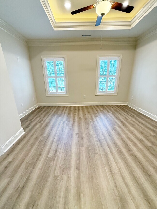 Foto del edificio - 128 Hallandale Ln