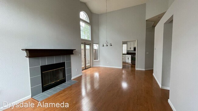 Building Photo - 2 br, 2 bath House - 412 McDonnel Rd