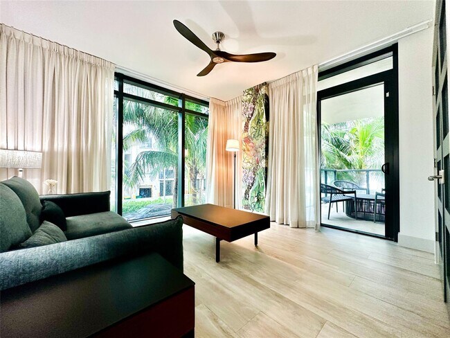 Foto del edificio - 2101 S Surf Rd