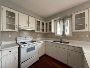 Building Photo - 2625 Lundene Rd