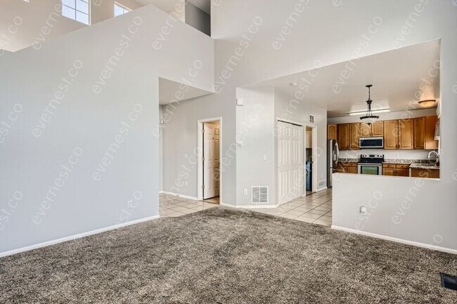 Foto del edificio - 4639 Tetman Ln