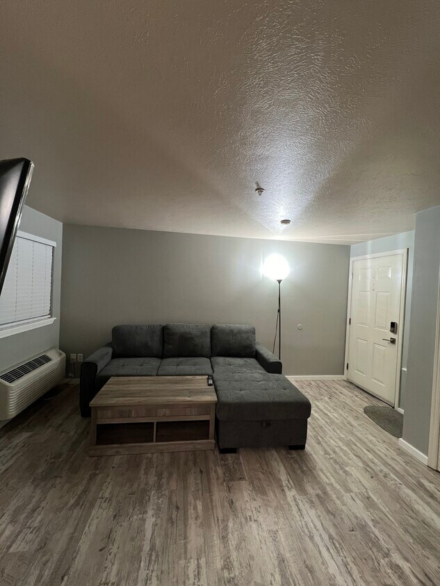 639 N Riverpoint Blvd Unit Riverfront Condominium, Spokane, WA 99202