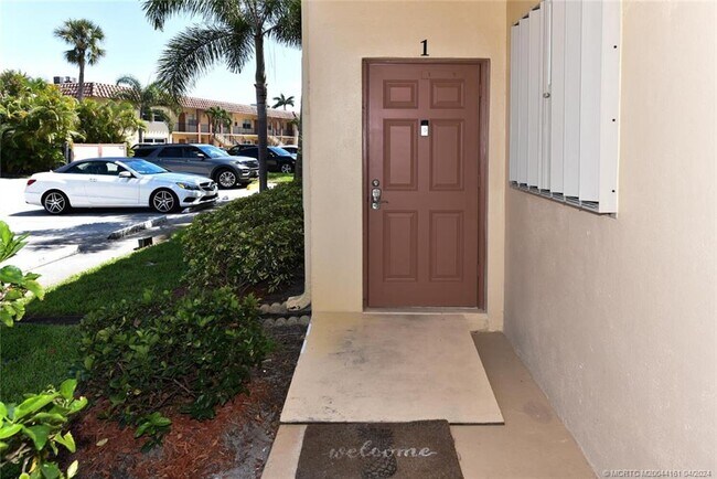 Building Photo - 2600 S Kanner Hwy