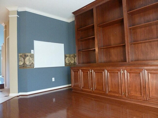 Building Photo - 6143 River Mist Ct