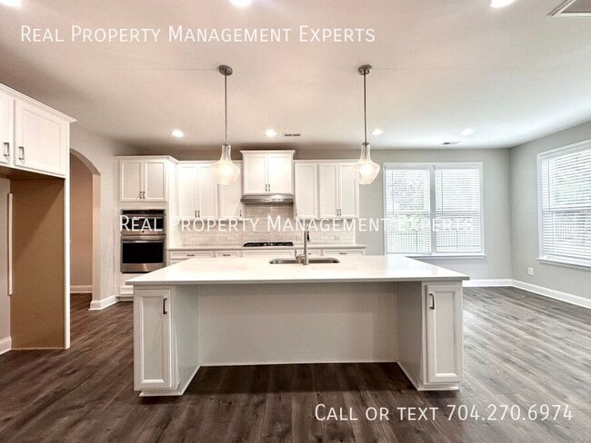 Foto del edificio - 10025 Fox Trotter Ln