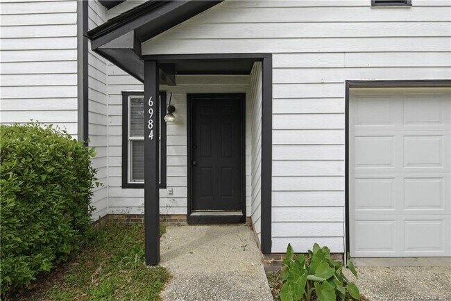 Building Photo - 6984 Timberwood Dr