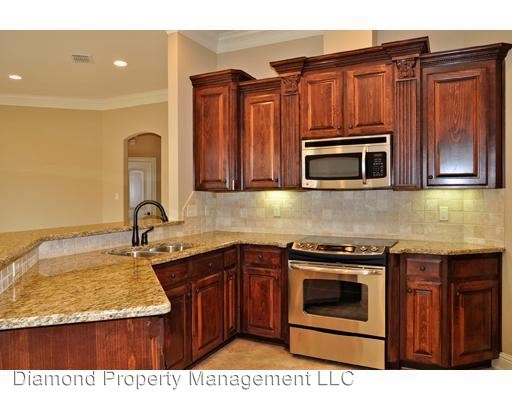 Building Photo - 3928 Lebrook Dr