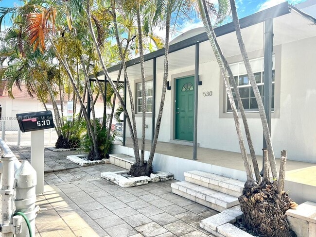Foto del edificio - 530 SW 14th Ave